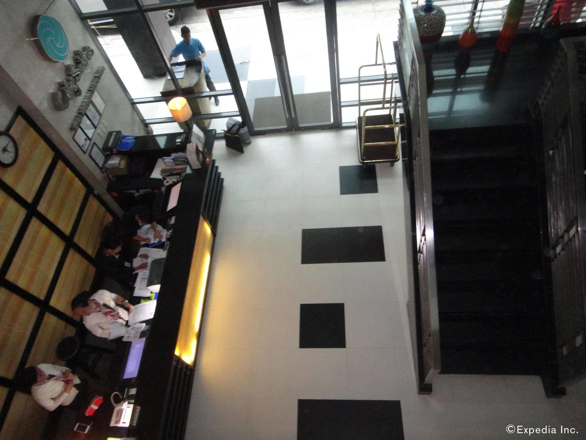 City Suites Ramos Tower Cebu Eksteriør bilde