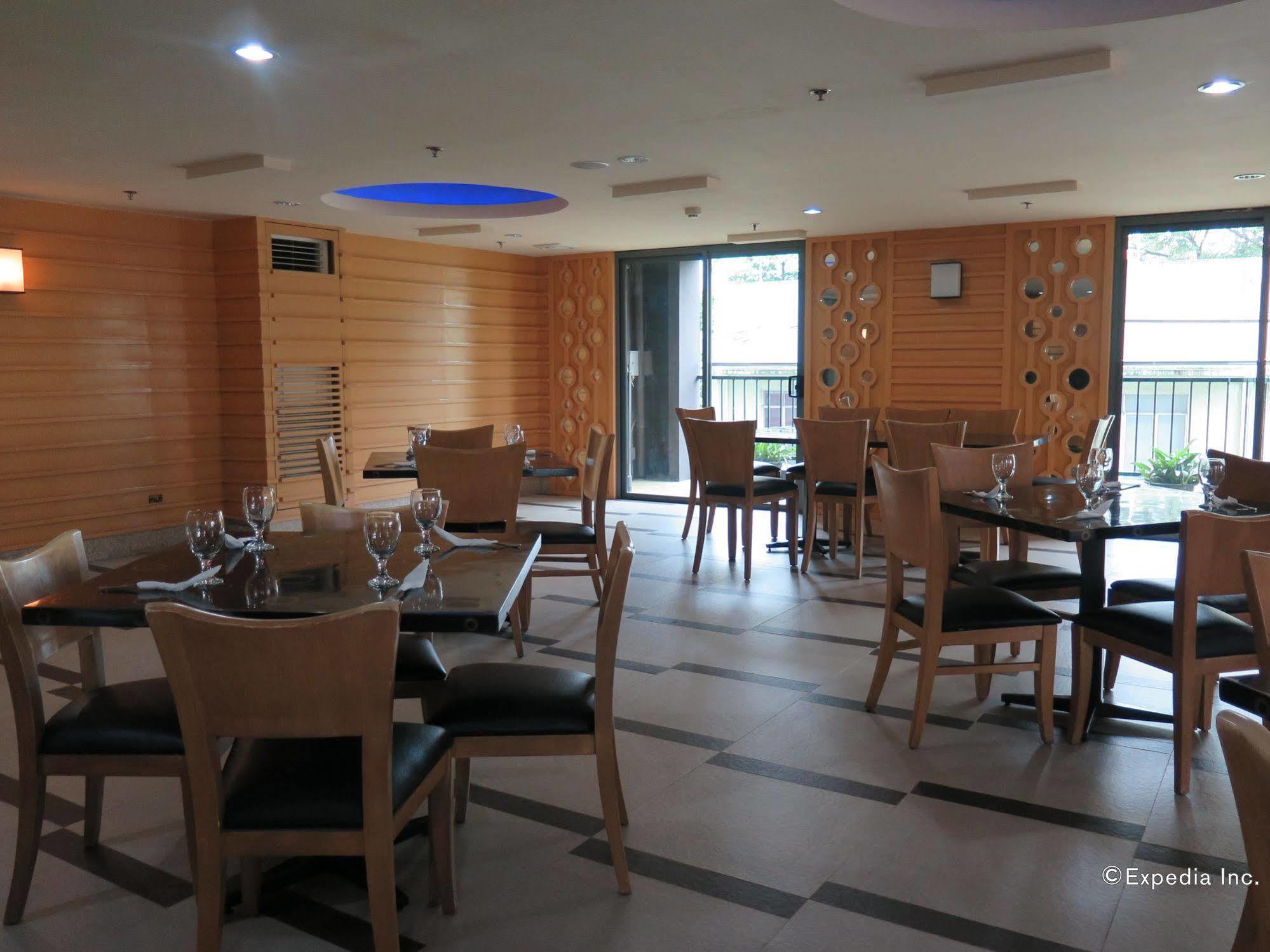 City Suites Ramos Tower Cebu Eksteriør bilde