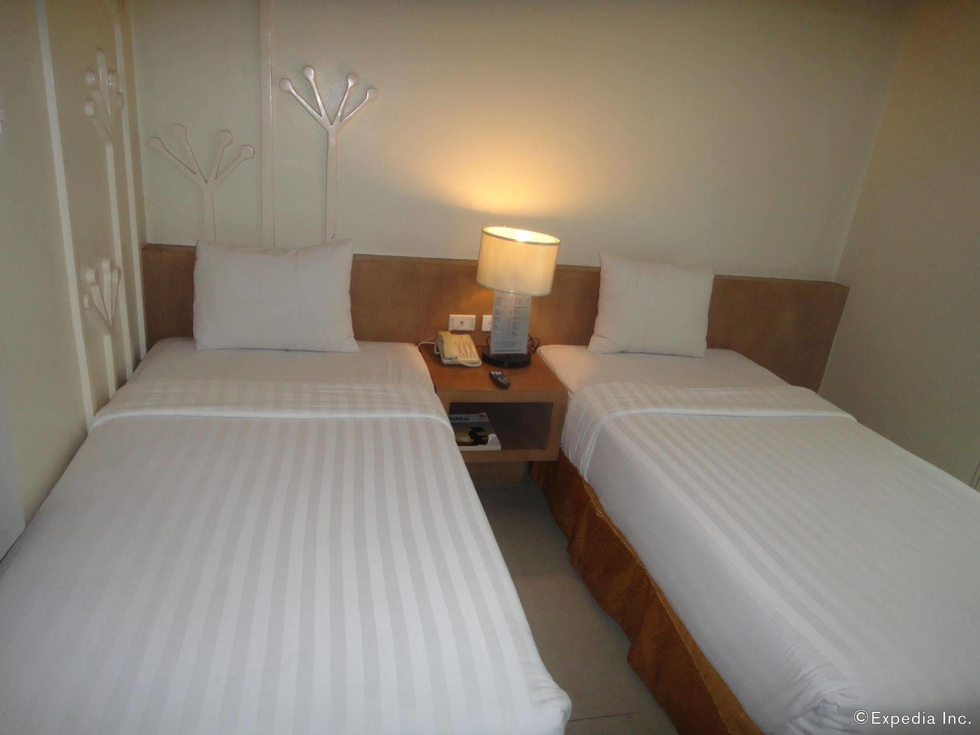 City Suites Ramos Tower Cebu Eksteriør bilde