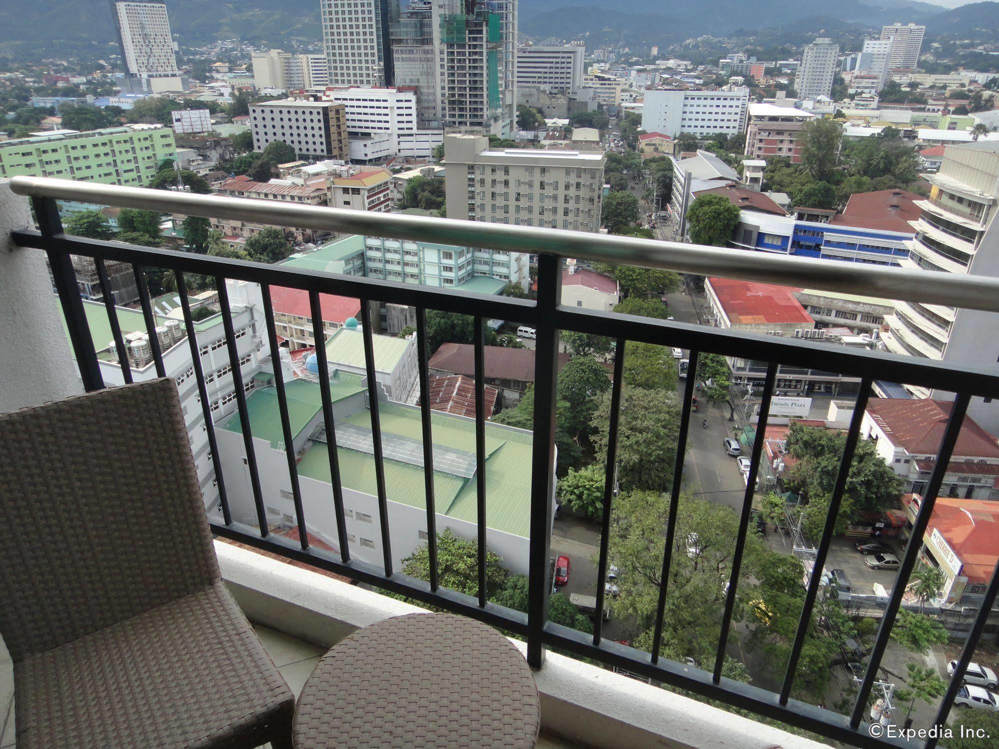City Suites Ramos Tower Cebu Eksteriør bilde