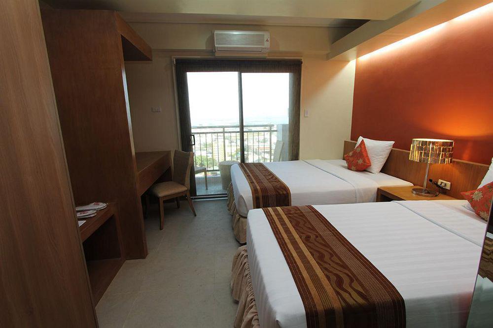 City Suites Ramos Tower Cebu Eksteriør bilde